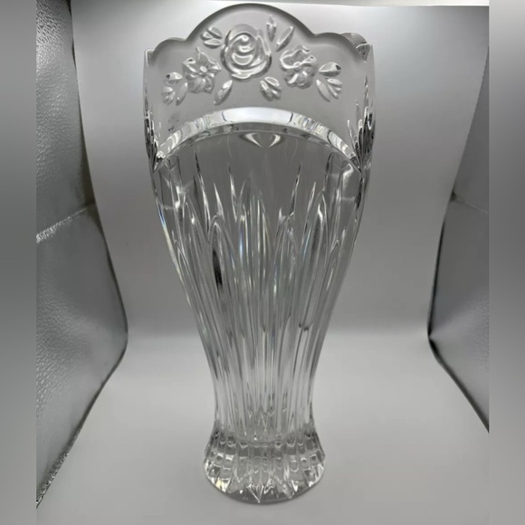 Vintage Crystal Vase 10” German Oneida Southern Garden Hand Cut Frosted Roses - Picture 2 of 13
